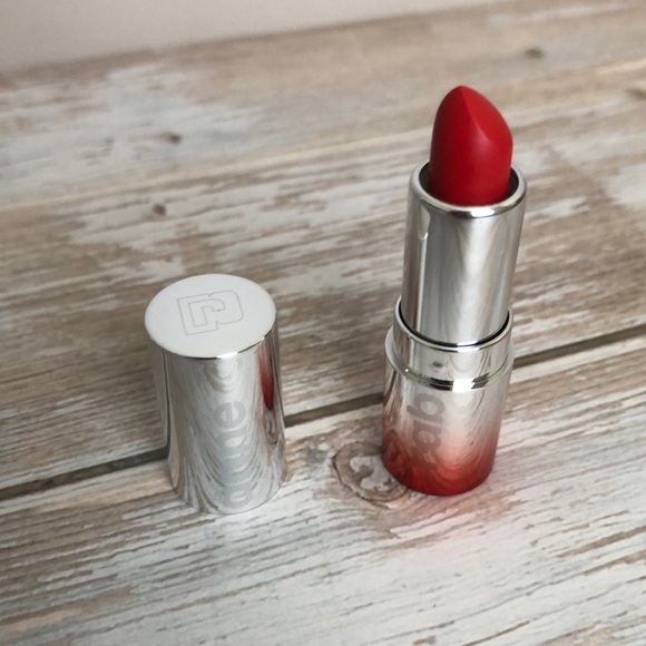 ❤️$4 NWT Rabanne Famous Lip Color in Shade Red Seal  1g - Picture 1 of 6